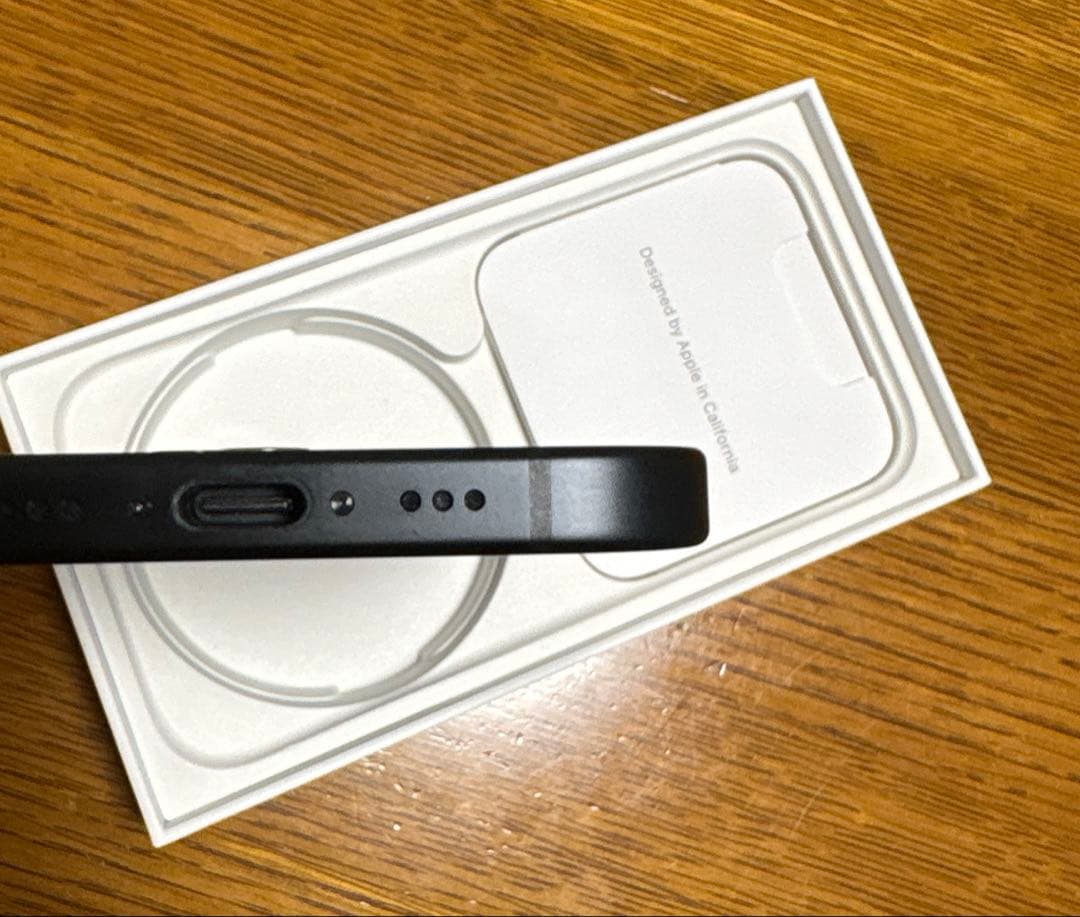 iPhone15本体 バッテリー状態91%