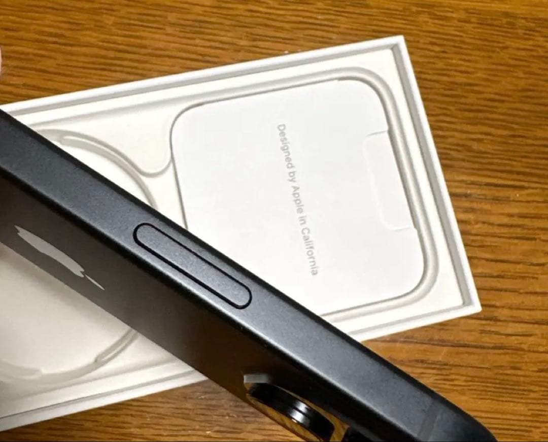 iPhone15本体 バッテリー状態91%