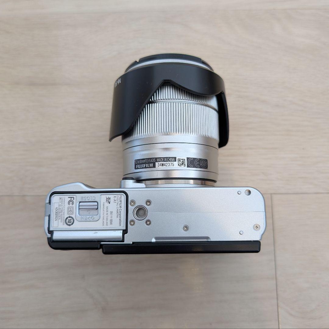 【極美品/訳あり】FUJIFILM X-A1 ダブルレンズキット 希少シルバー