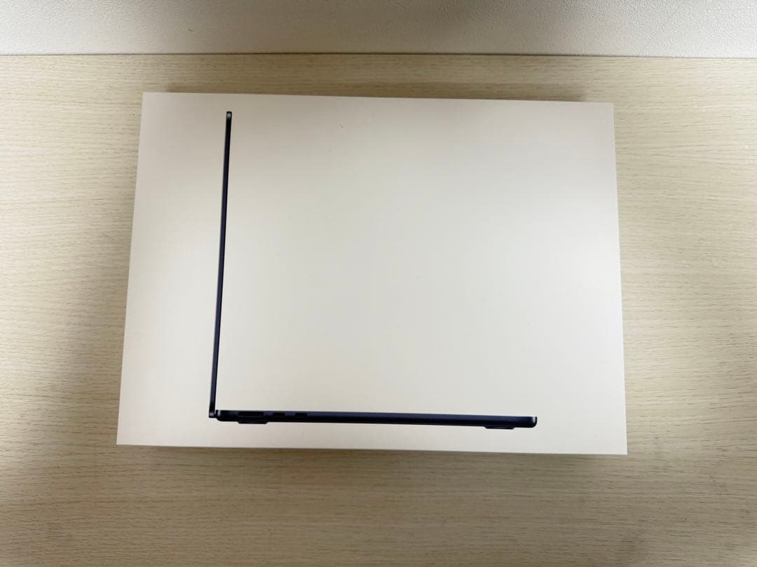 MacBook Air M4チップ 13インチ 516GB