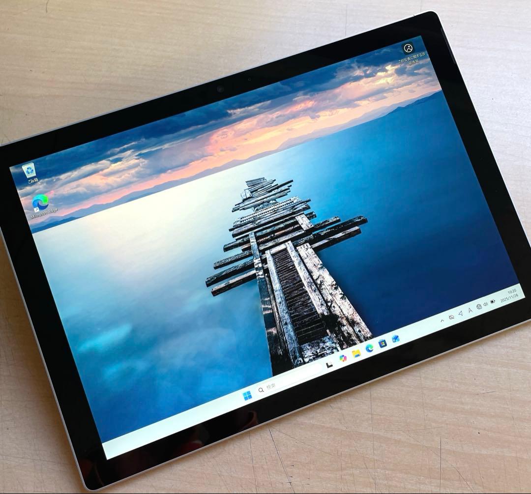 Surface Pro 5 1796 SSD128GB メモリー8GB 美品