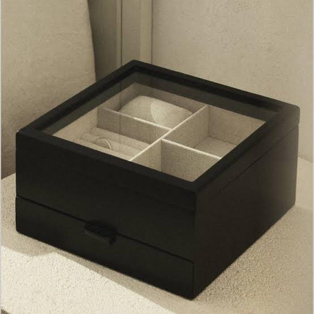 ZARA  引き出し付きラッカー ジュエリー ボックス