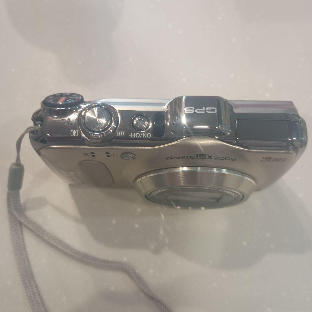 デジタルカメラ FinePix F550EXR