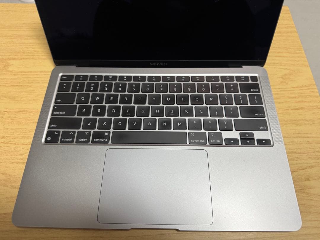MacBook Air (M1, 2020) 【59,900円から値下げ中】