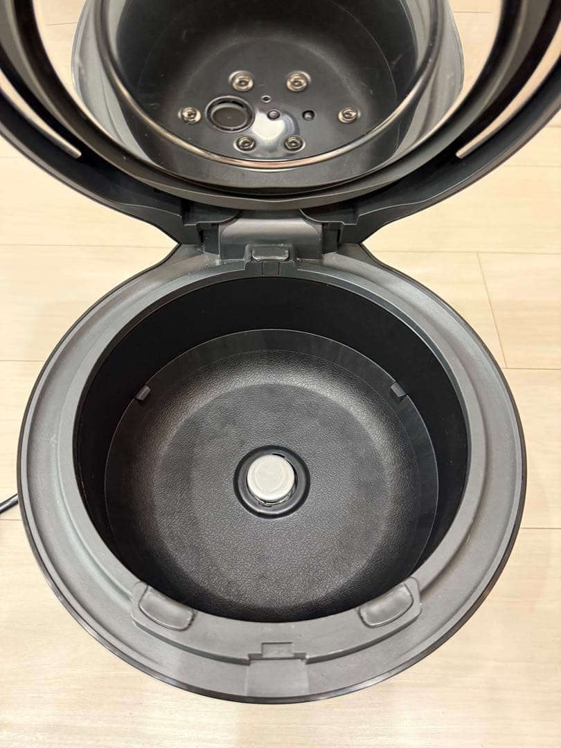 Panasonic SR-NA102 圧力IH 炊飯器　2023年製