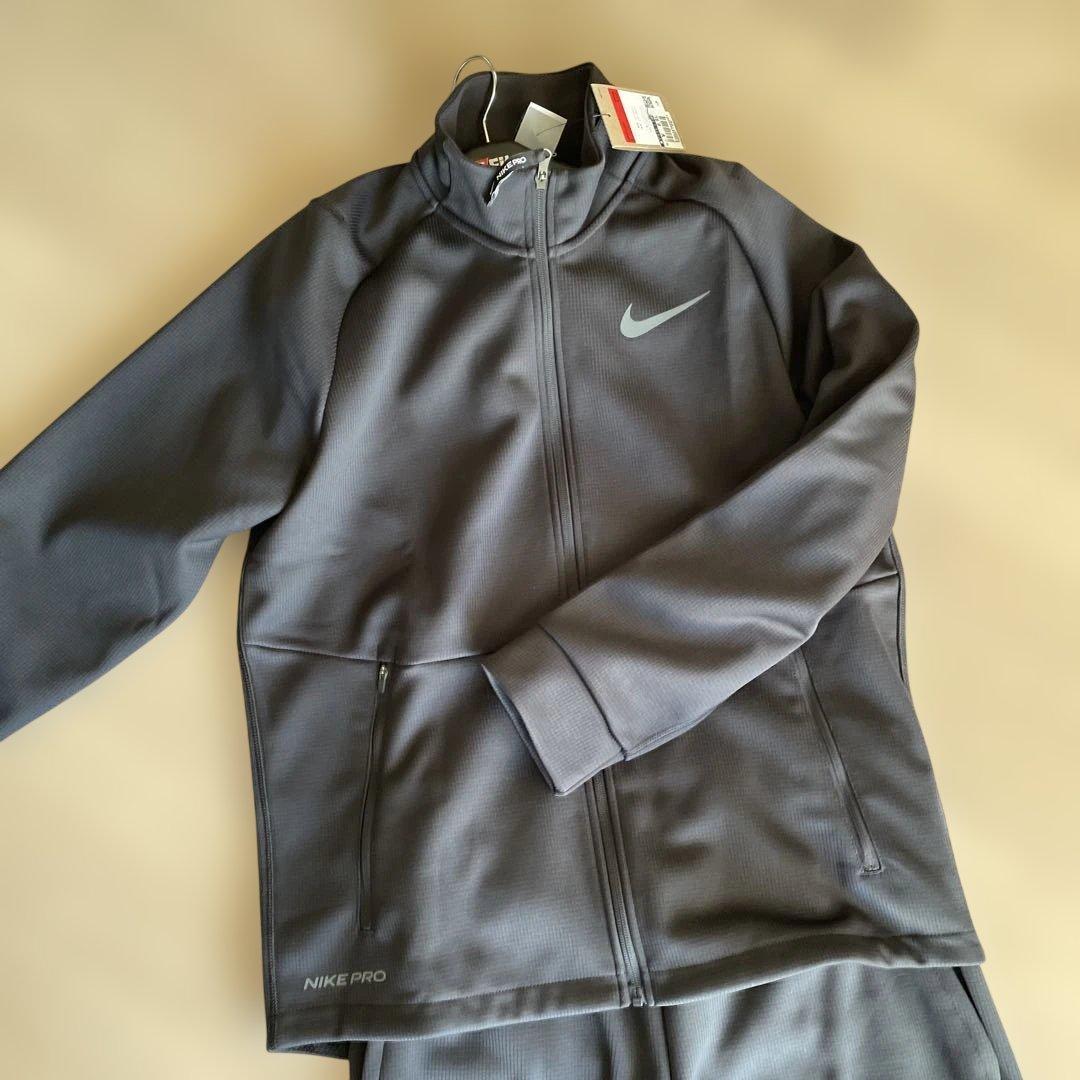 新品　タグ付　定価19,000円Nike ProBlack セットアップ（ L）