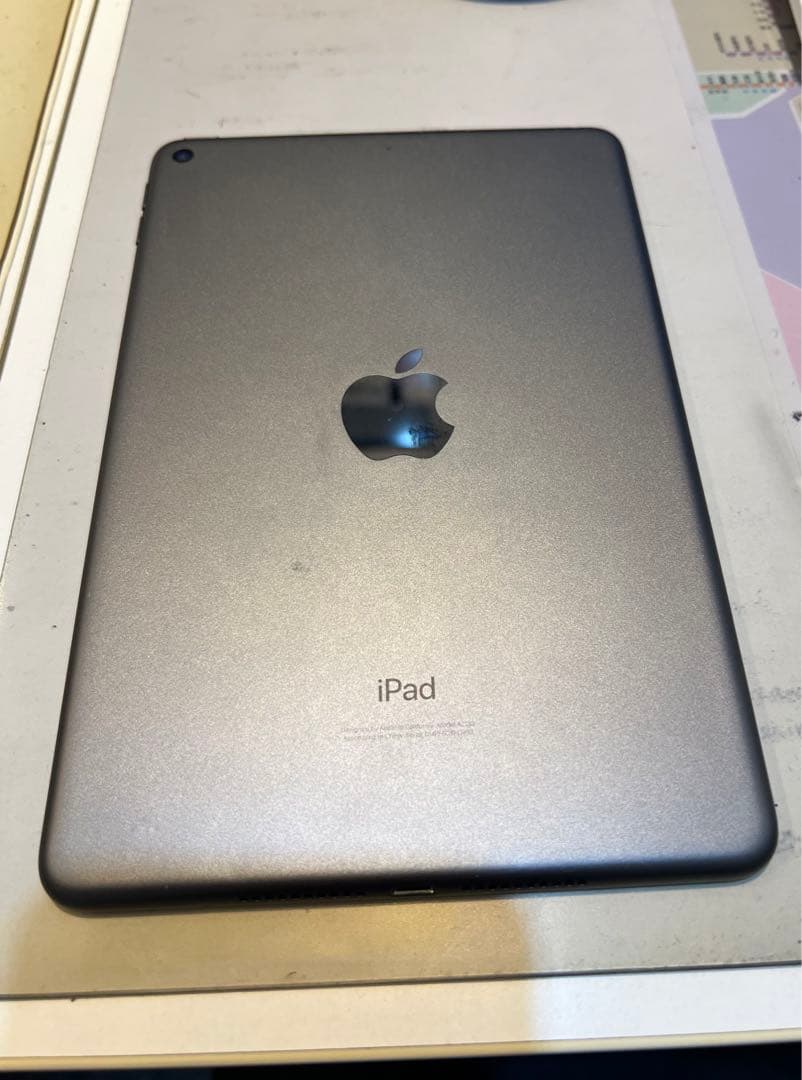 iPad 第5世代 Wi-fi 64GB スペースグレイ A2133