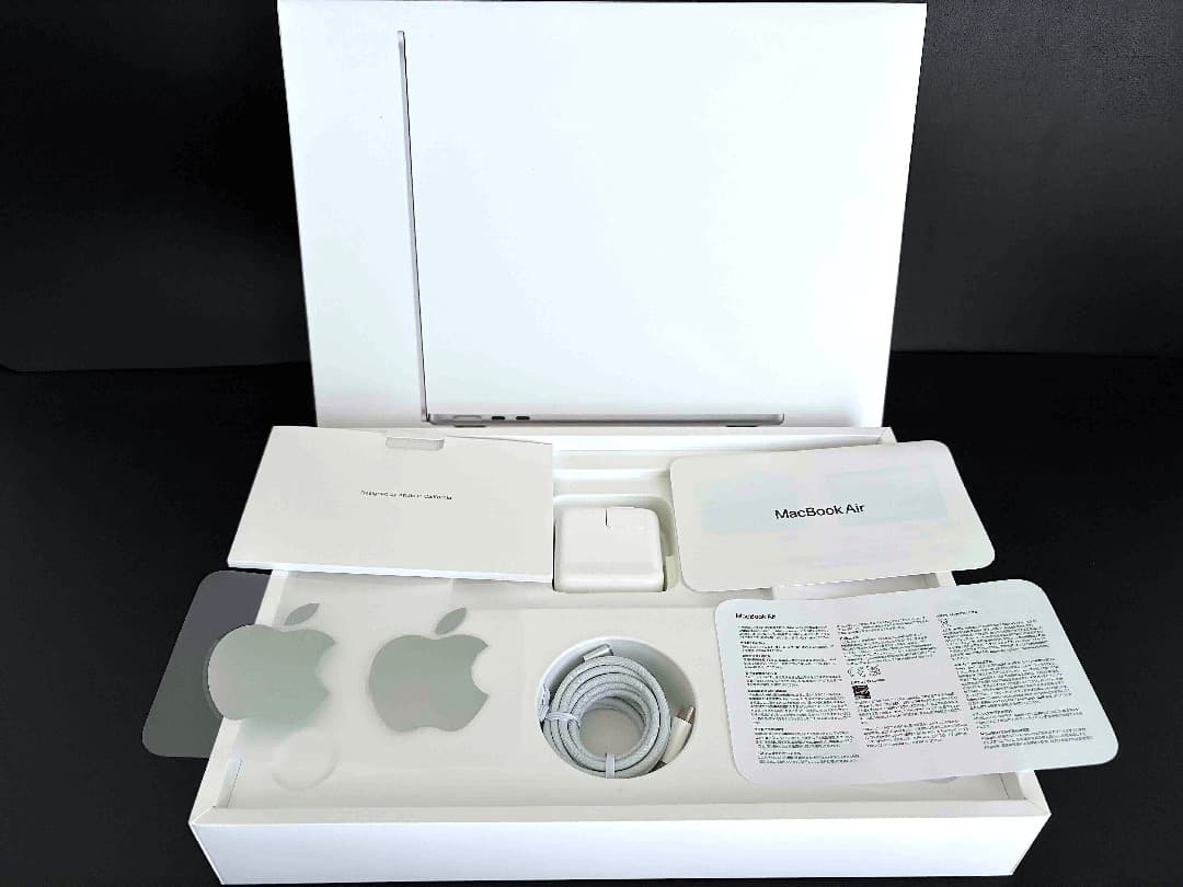 【美品】MacBook Air （M2, 2022）13.6㌅元箱 バッテリー◎