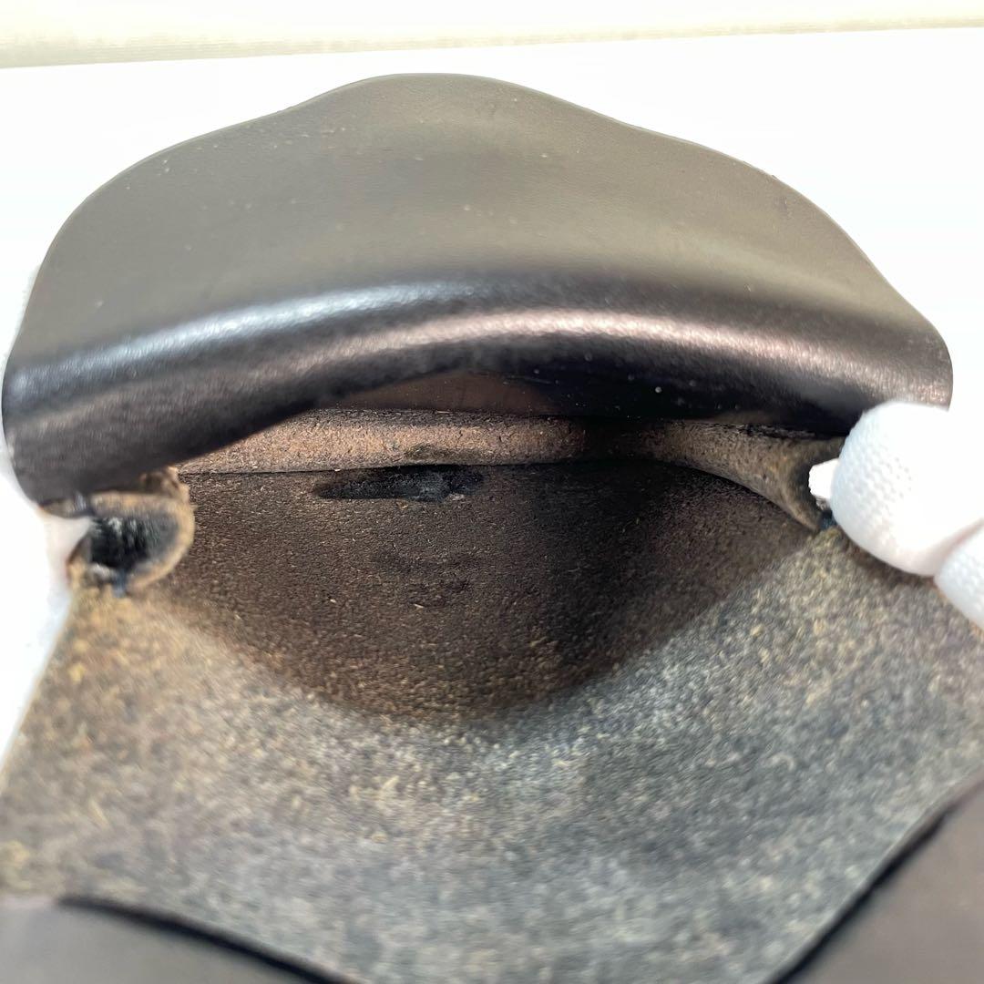 ゴローズ　角型 黒 小銭入れ 財布　コンチョ付き　ブラック/シルバー