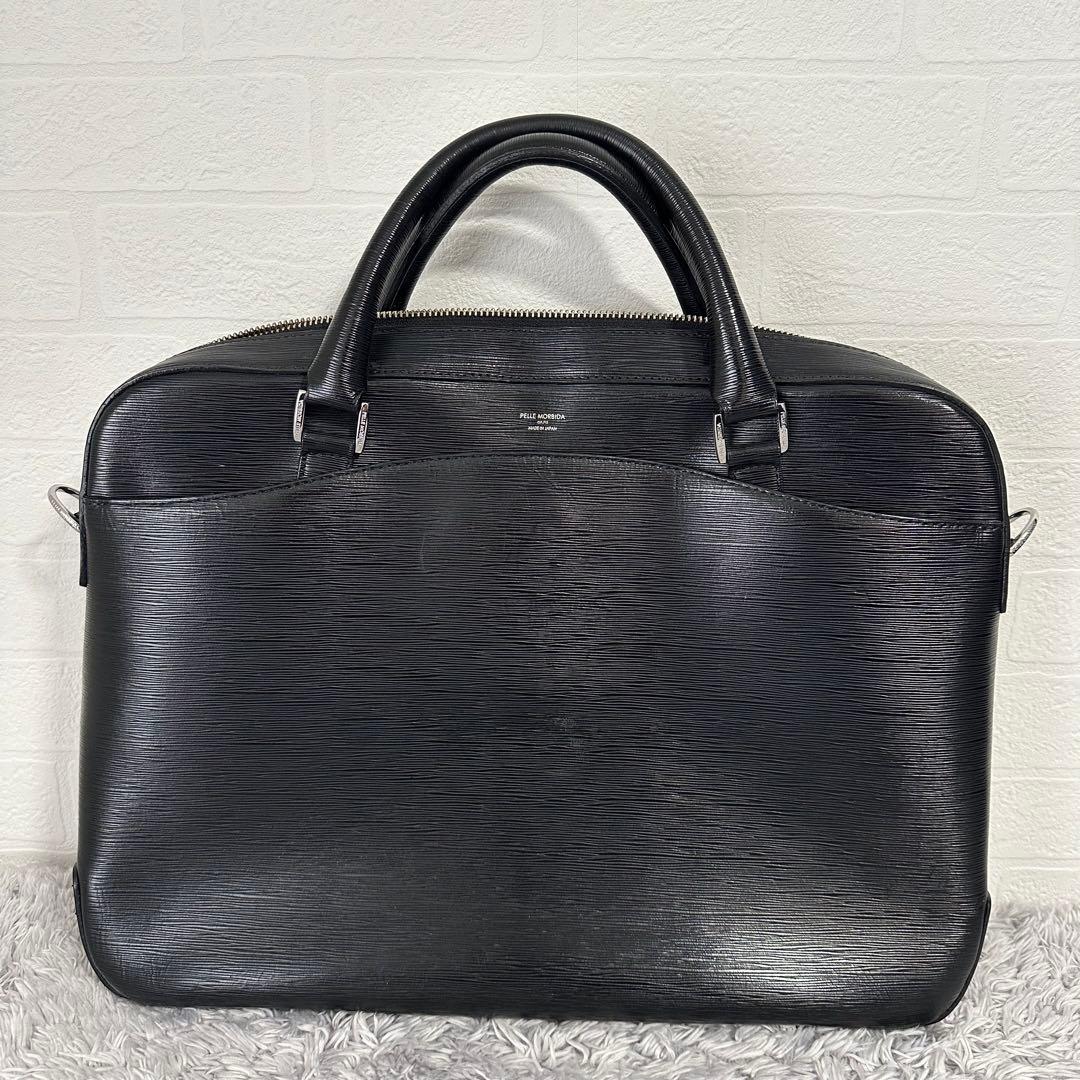 美品　人気　ペッレモルビダ　キャピターノ　ビジネスバッグ　レザー　ブラック　黒
