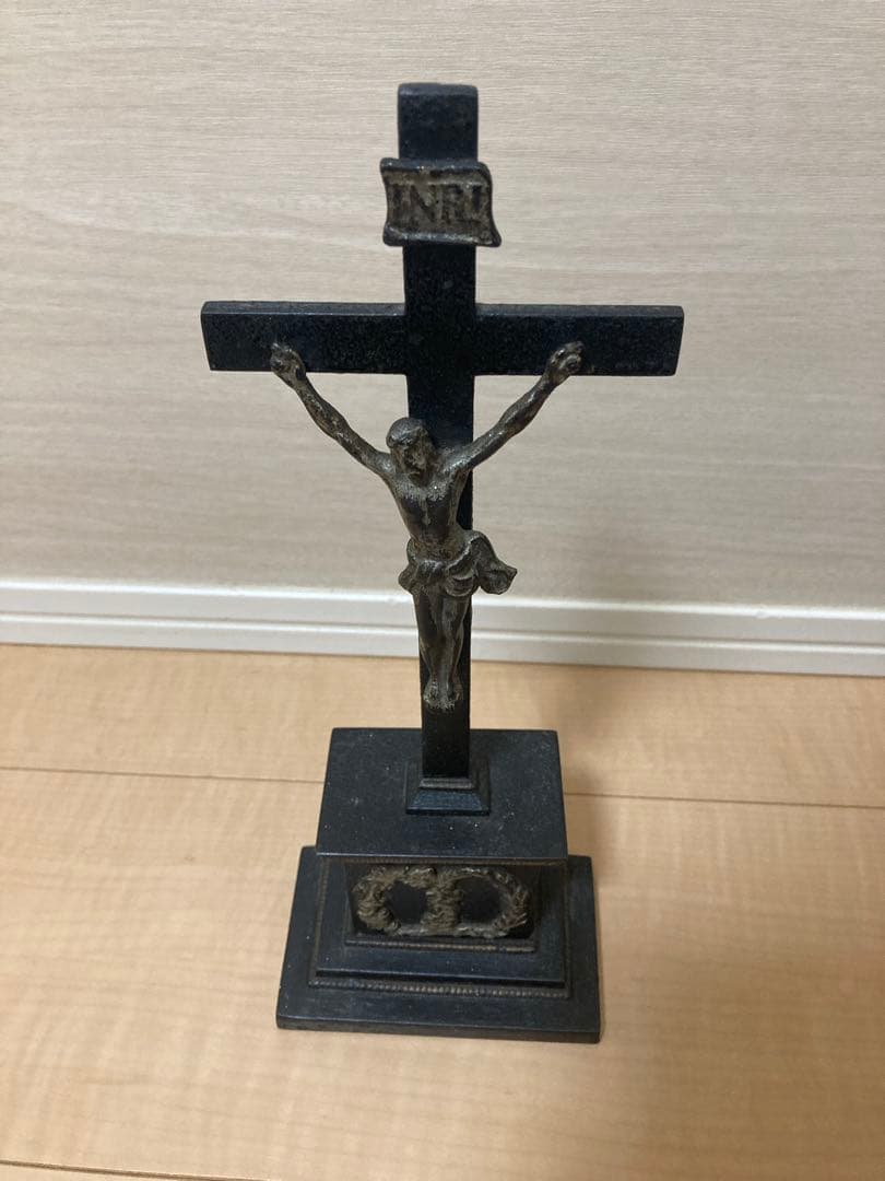 テ*ア様 【アンティーク】金属製 十字架 イエス像 ロザリオ付き