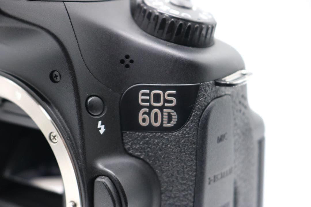 美品 【Canon EOS 60D ダブルレンズセット】 初期不良返品対応あり