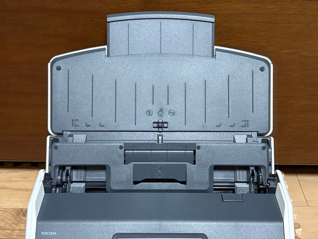 ☆GJ043 イメージスキャナ リコー ScanSnap iX1600 24年