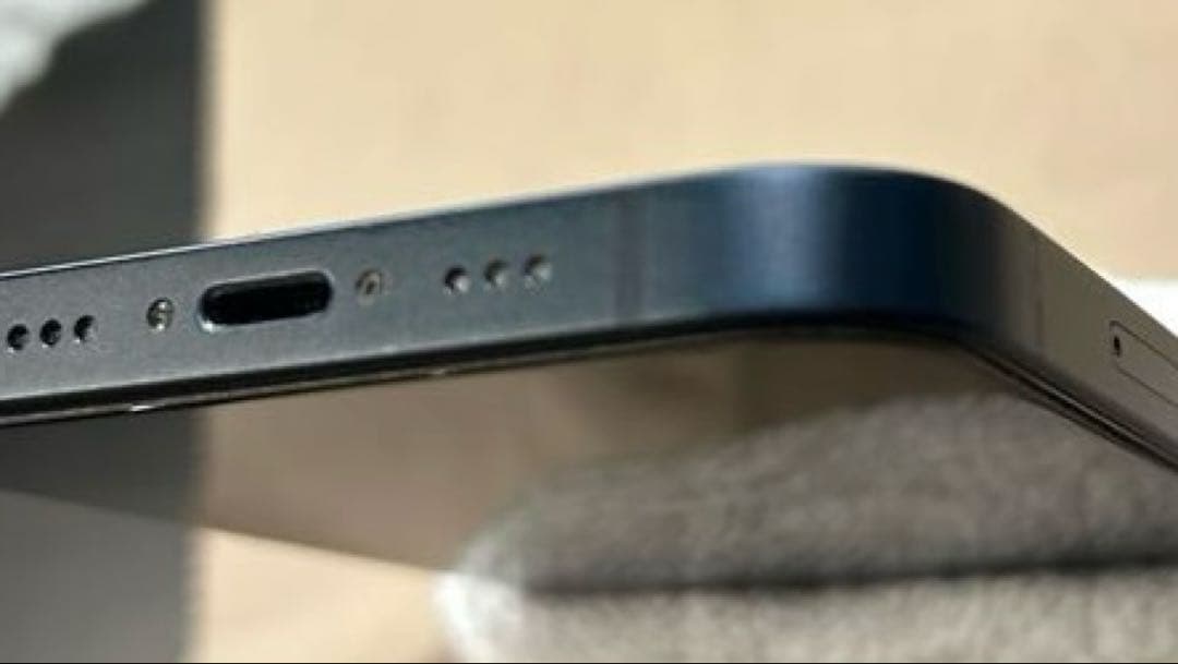 【美品・SIMフリー】Apple iPhone 14 ミッドナイト 本体