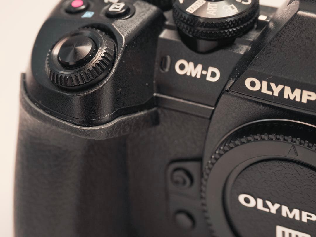 デジタルカメラ OLYMPUS OM-D E-M1 mark ii