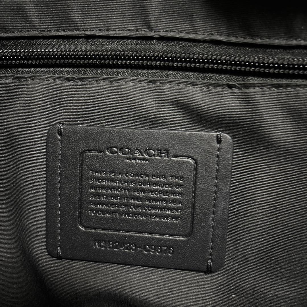 コーチ　coach ブラックレザートートバッグ