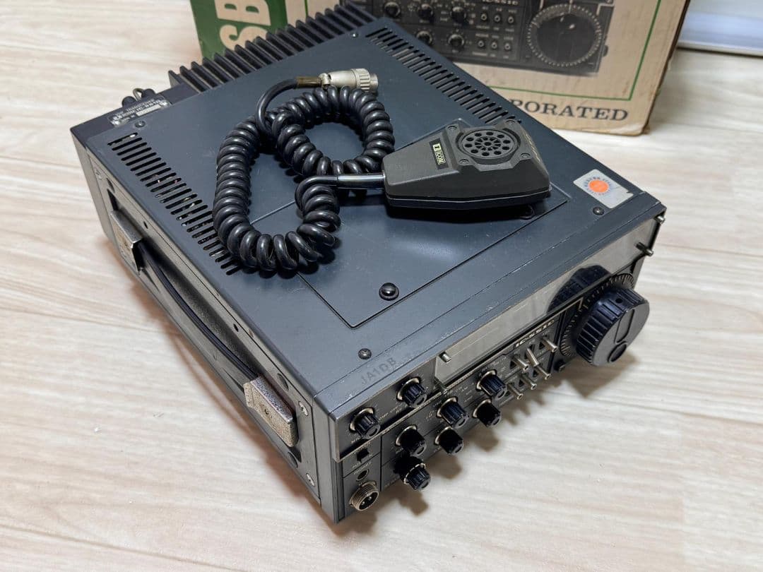 ICOM IC-551D SSB CW AM All modeトランシーバー