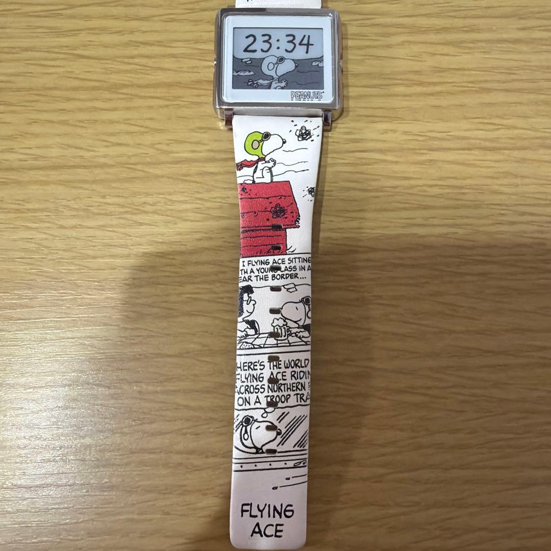 スマートキャンバス　スヌーピー　腕時計
