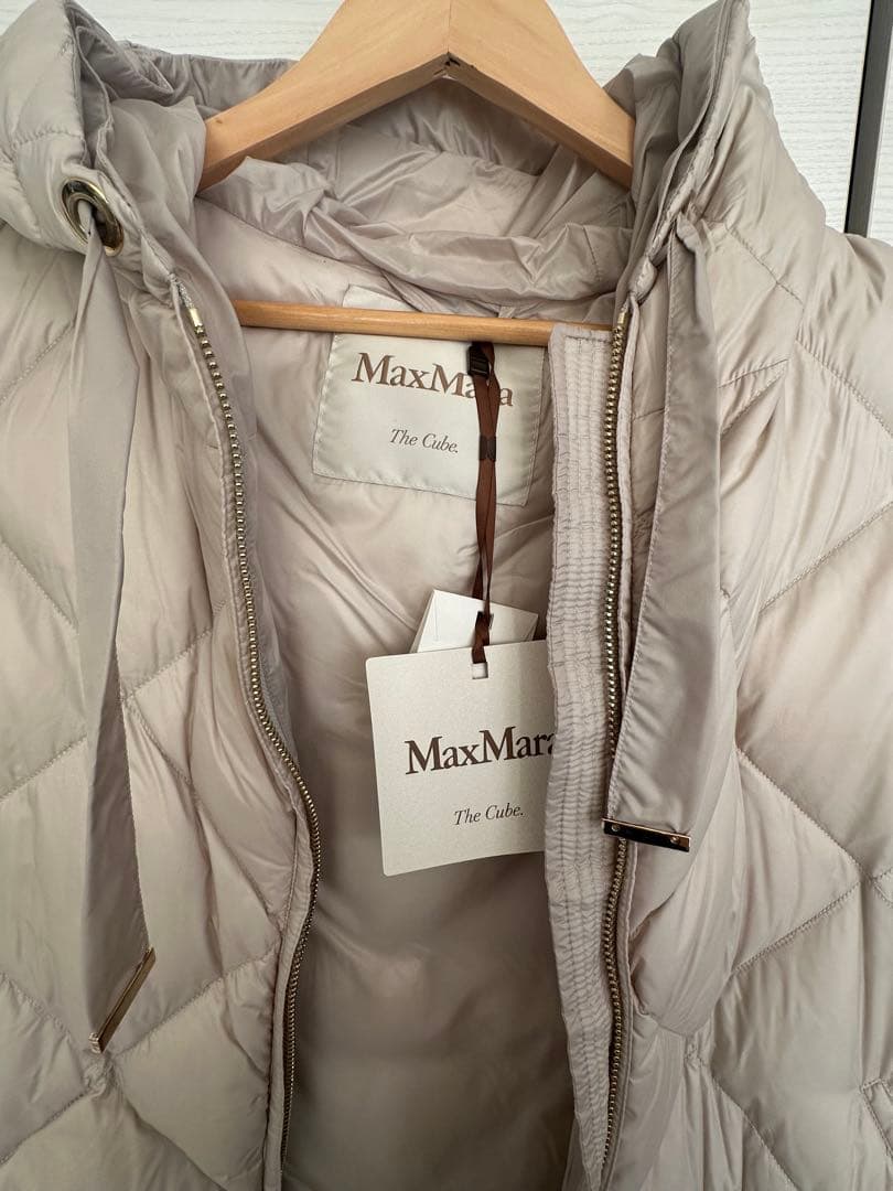 新品　マックスマーラMax Mara The Cube ダウンコートノースリーブ