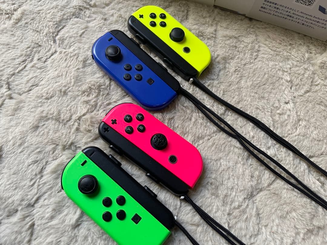 初代Nintendo Switch 青/赤(＋おまけJoy-Con)⭐︎