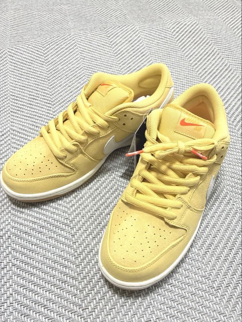 新品未使用 Nike SB Dunk Low スエード スケシュー 28.5