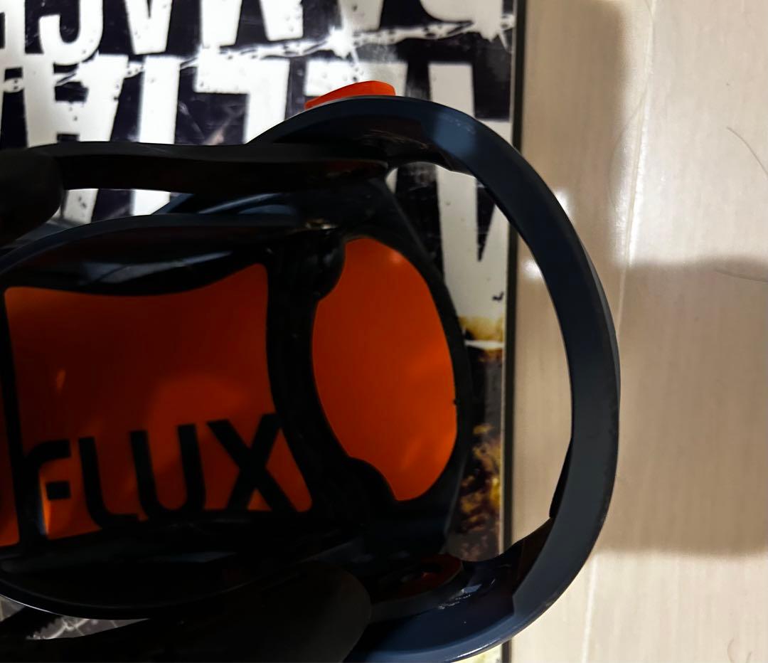 FLUX DS 22/23 モデル Mサイズ