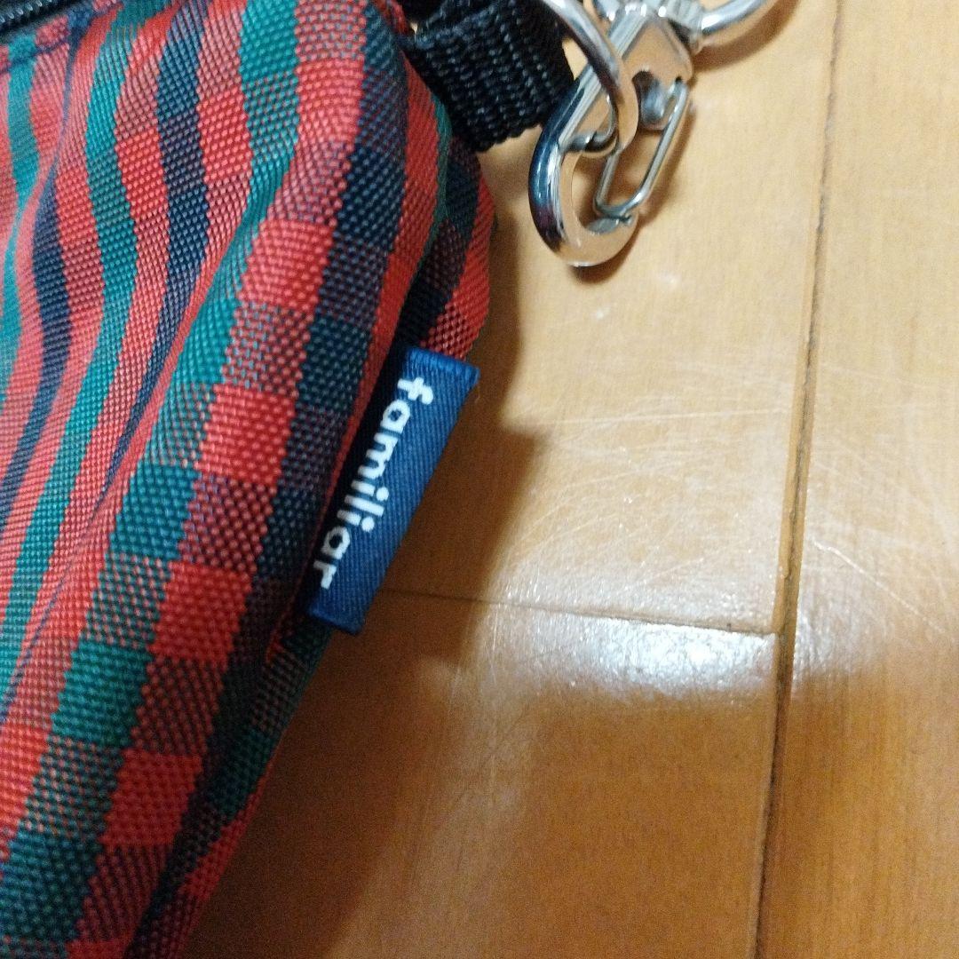 familiar チェック柄ポシェット クマチャーム付き