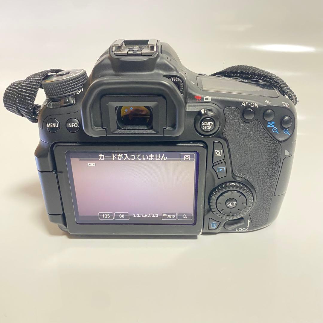 美品✨CANON EOS 70D ダブルズームレンズキット　Wi-Fi機能搭載