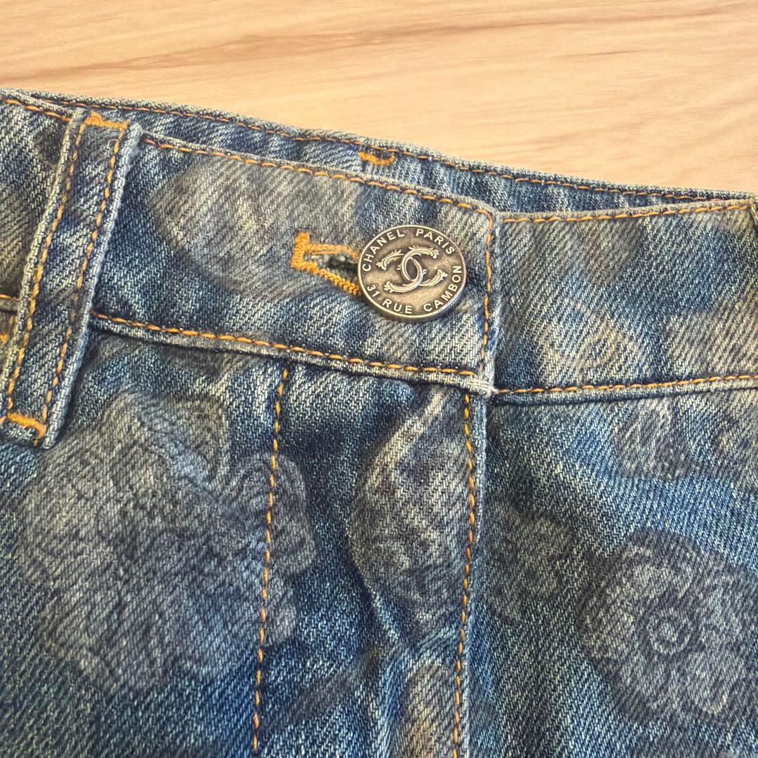 CHANEL 花柄デニムパンツ ストレート