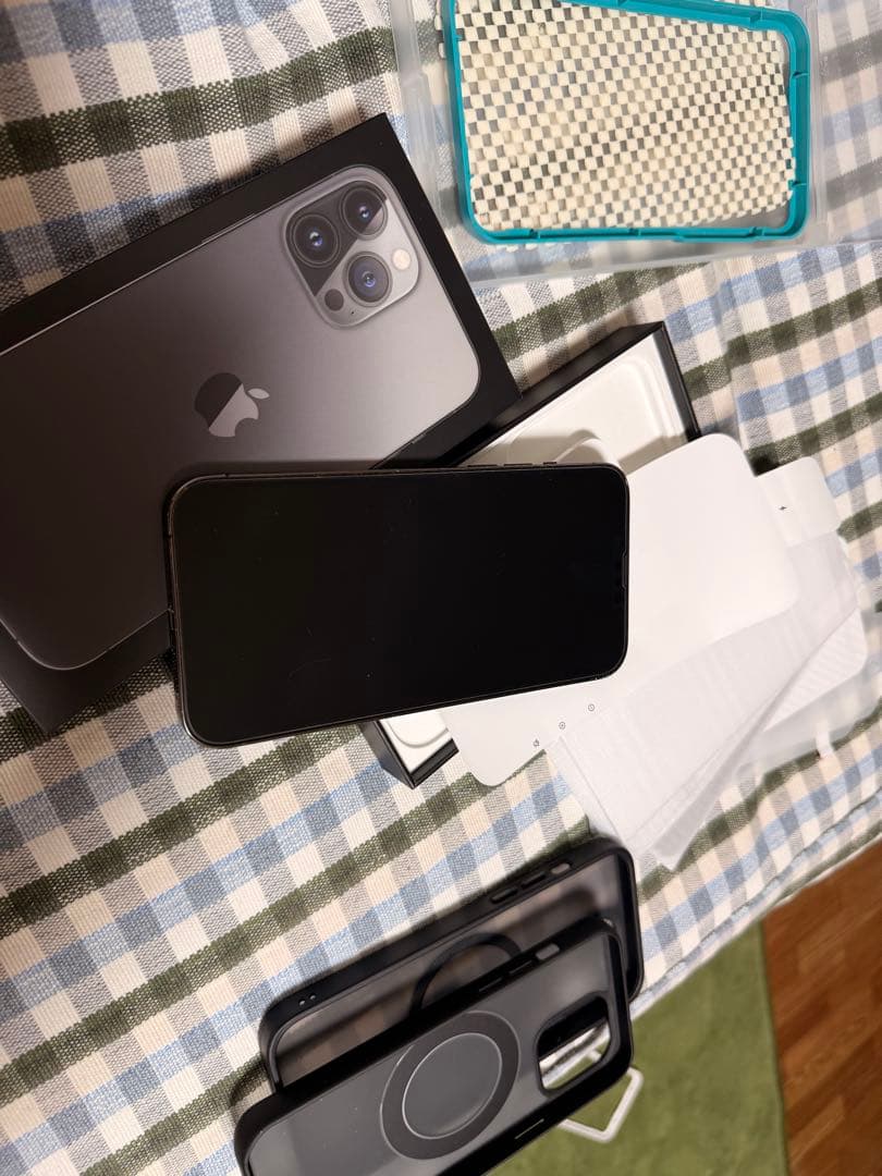 Apple iPhone 13 pro max付属品あり