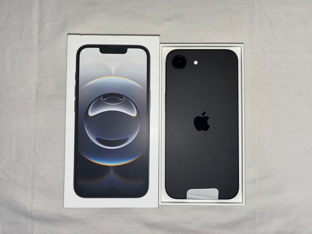 極美品 iPhone 16e 128GB ブラック 付属品完備