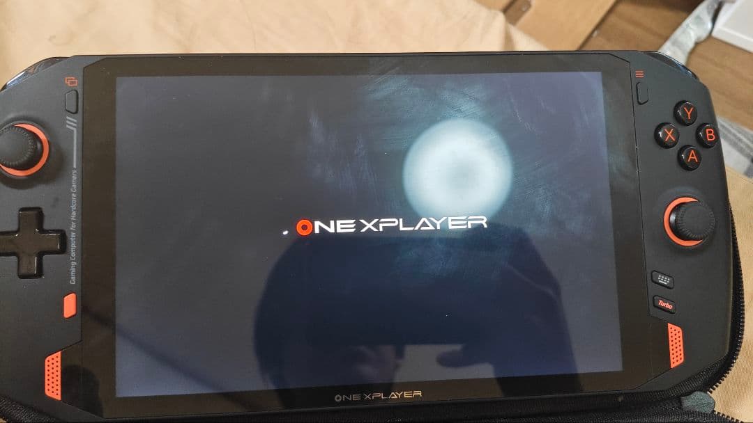 プレーヤー ONE XPLAYER Ryzen 7 4800u
