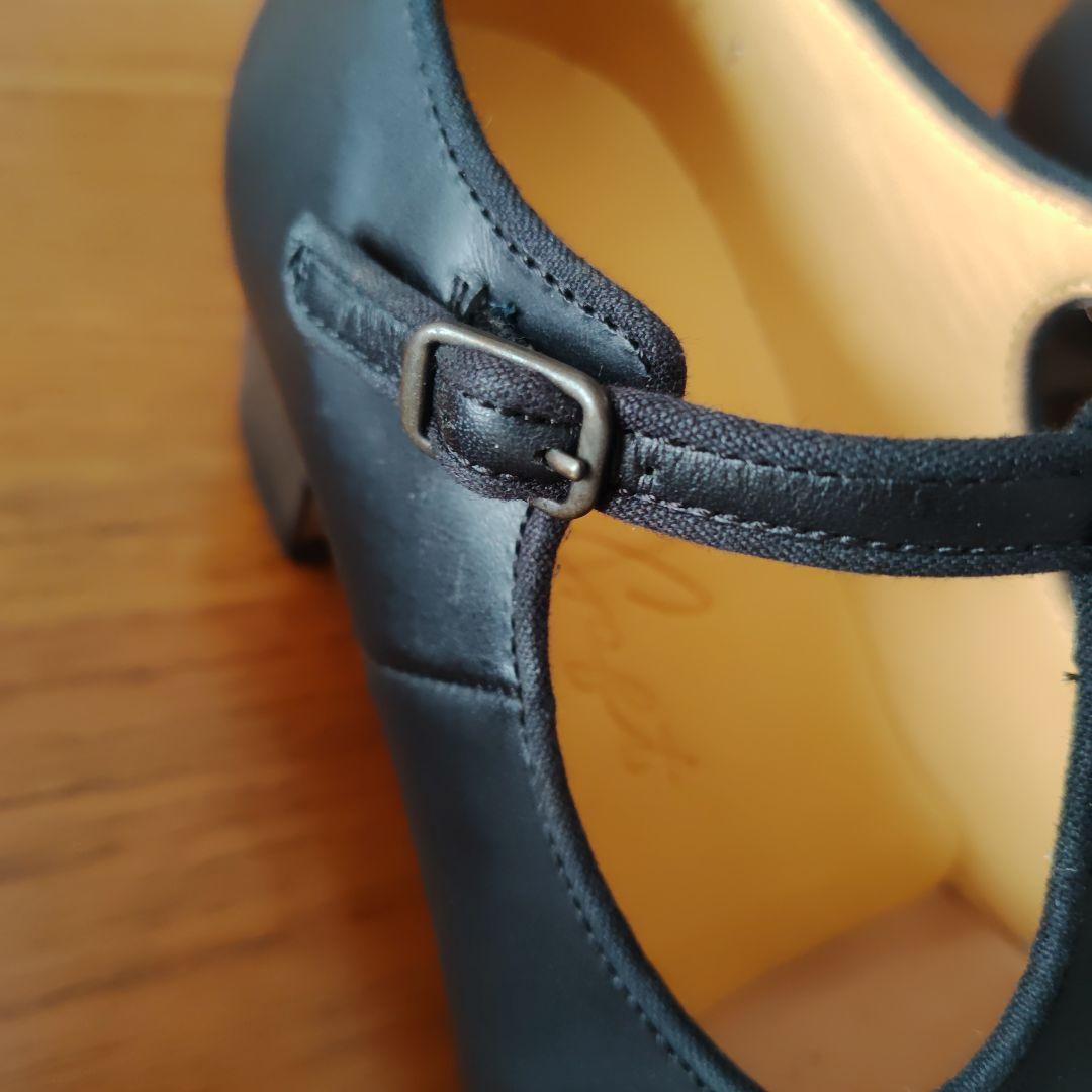 【最終値下げ】スペースクラフト　ブラックレザー Tストラップ 中ヒール