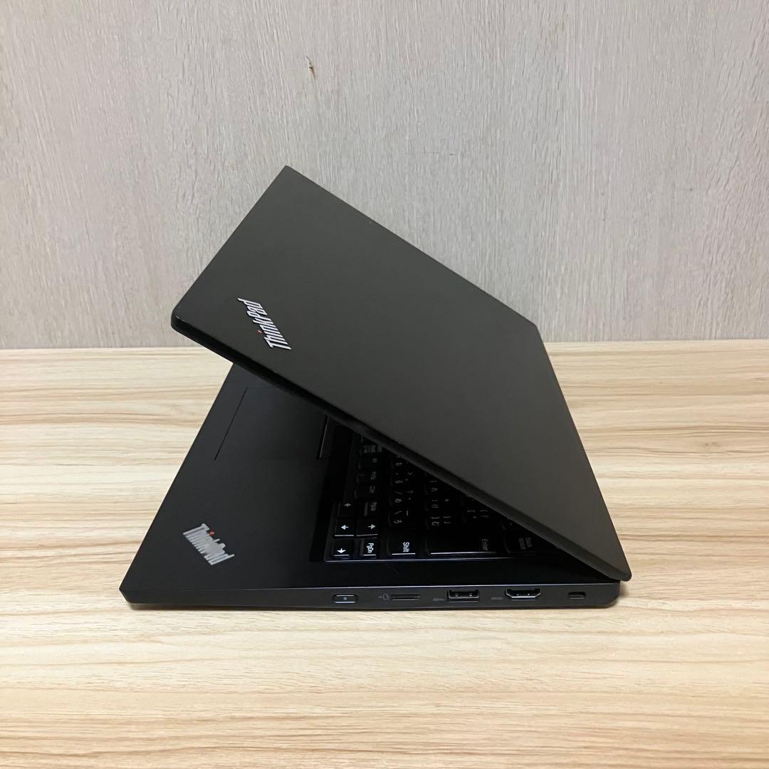 第11世代！Lenovo ThinkPad Windows11搭載　SSD256