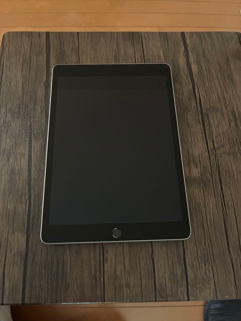 Apple iPad 10.2インチ シルバー 本体 ９世代wifi-256GB