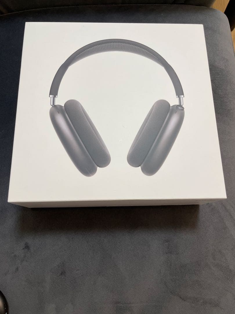 ブラック ワイヤレスオーバーイヤーヘッドホン