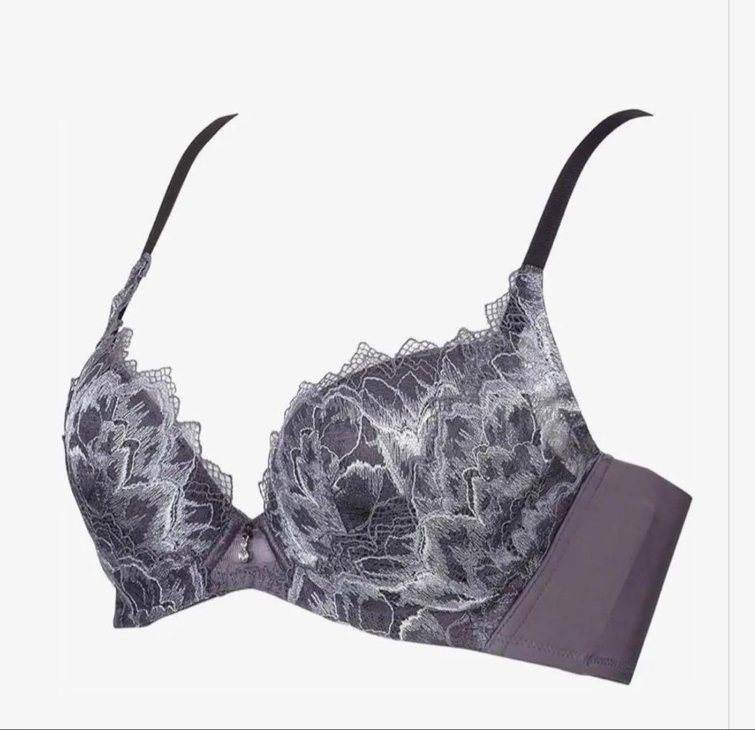 新品 ワコール ハグするブラ 2点セットD70