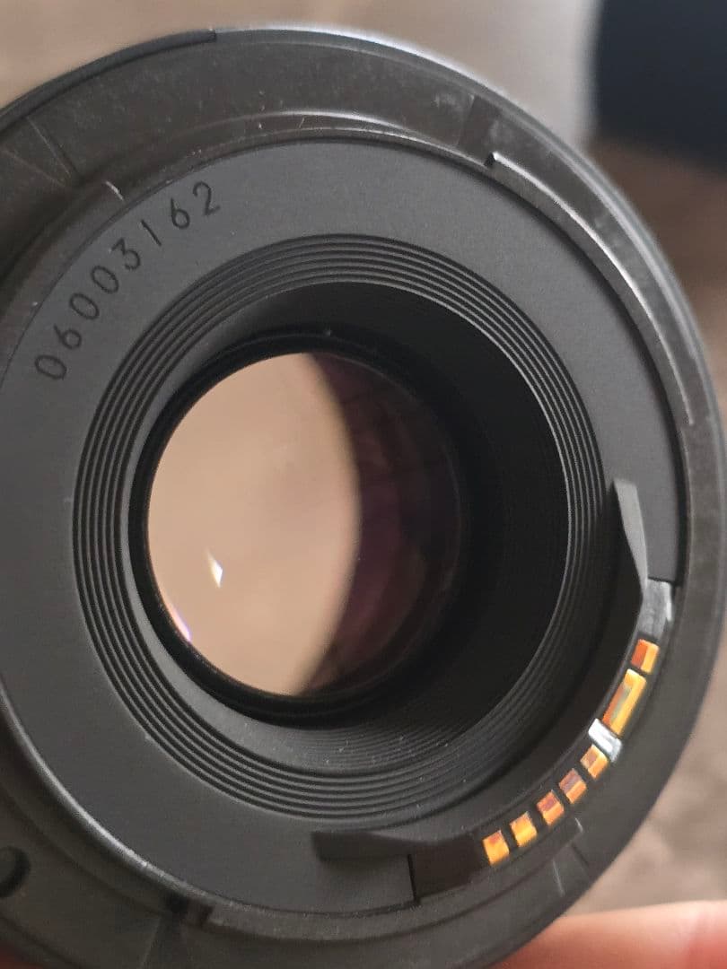 Canon EOS 6D デジタルカメラ 本体とバッテリー2個付きとレンズ