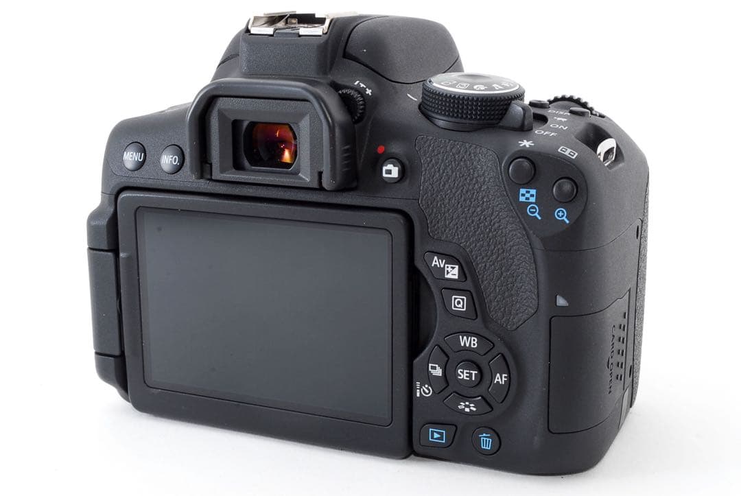 一眼レフカメラcanon kiss x8i 標準&望遠&単焦点レンズセット