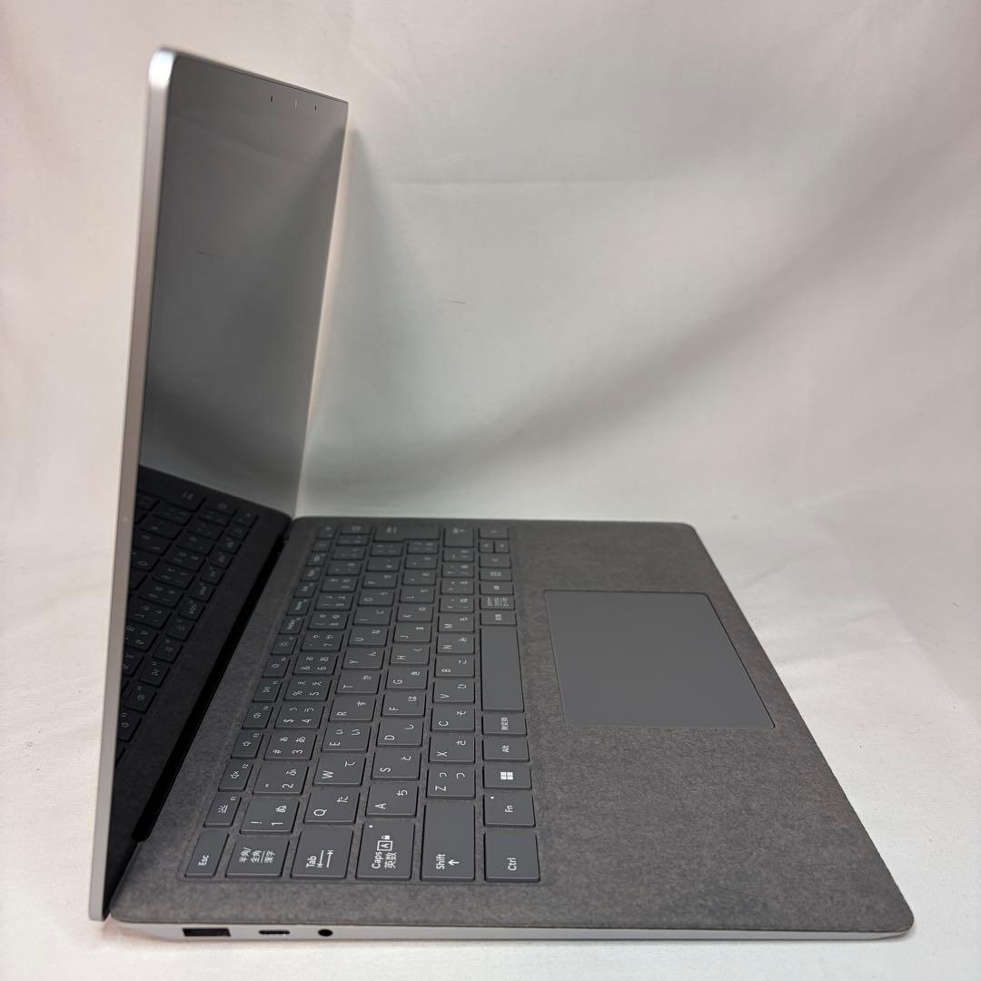 美品 Surface Laptop 5 第12世代 i5 8GB 13.5型