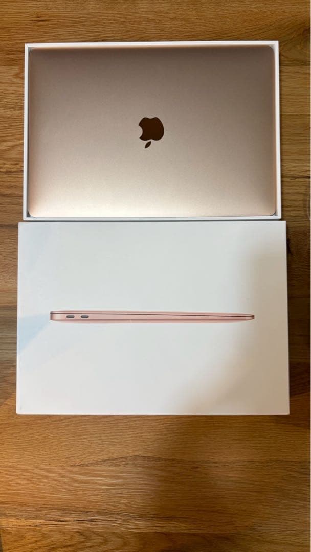 お値下げ！MacBook Air M1チップ搭載モデル（2020年）ゴールド