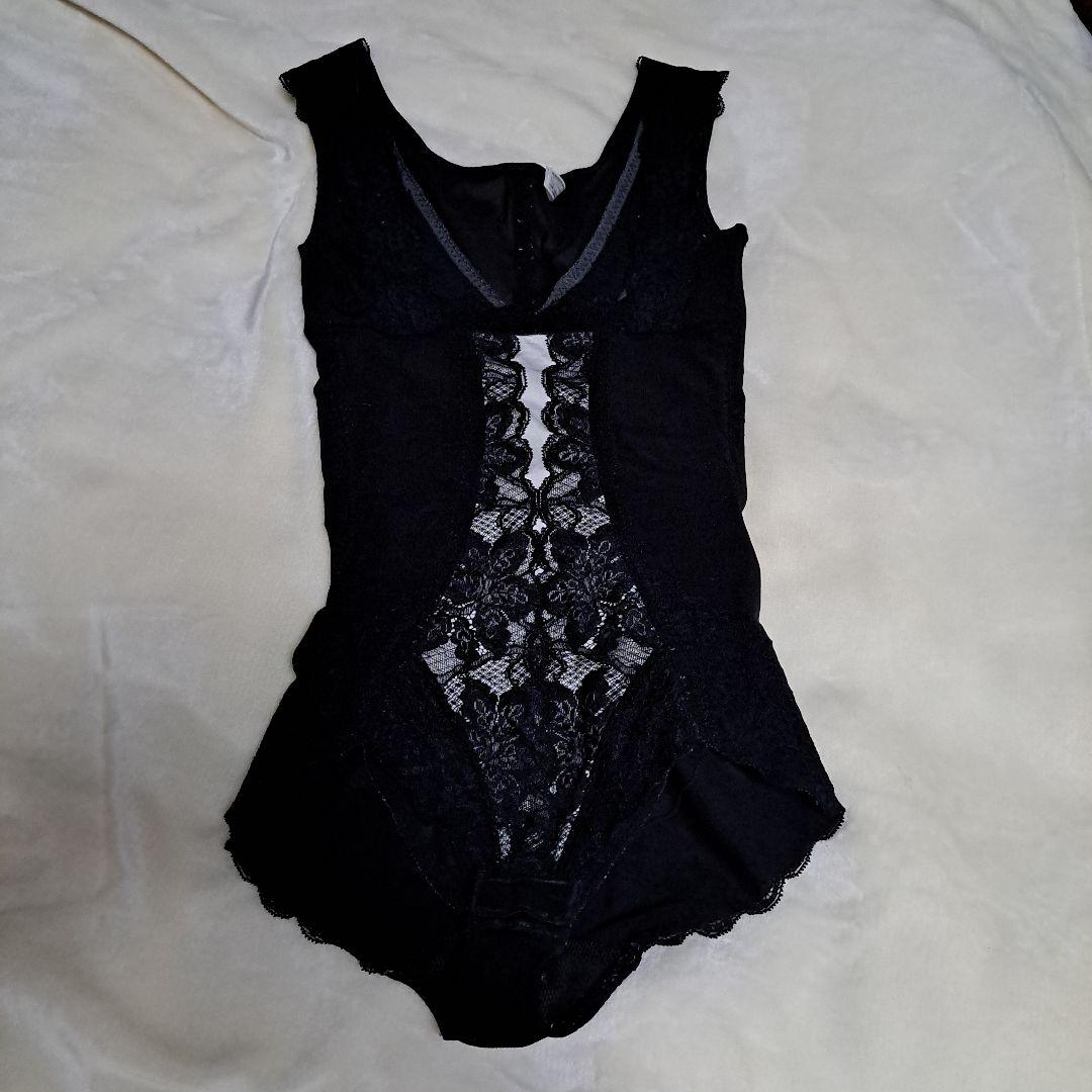 グラントイーワンズ ララドールGracy 袖なしボディスーツ ブラック 70M