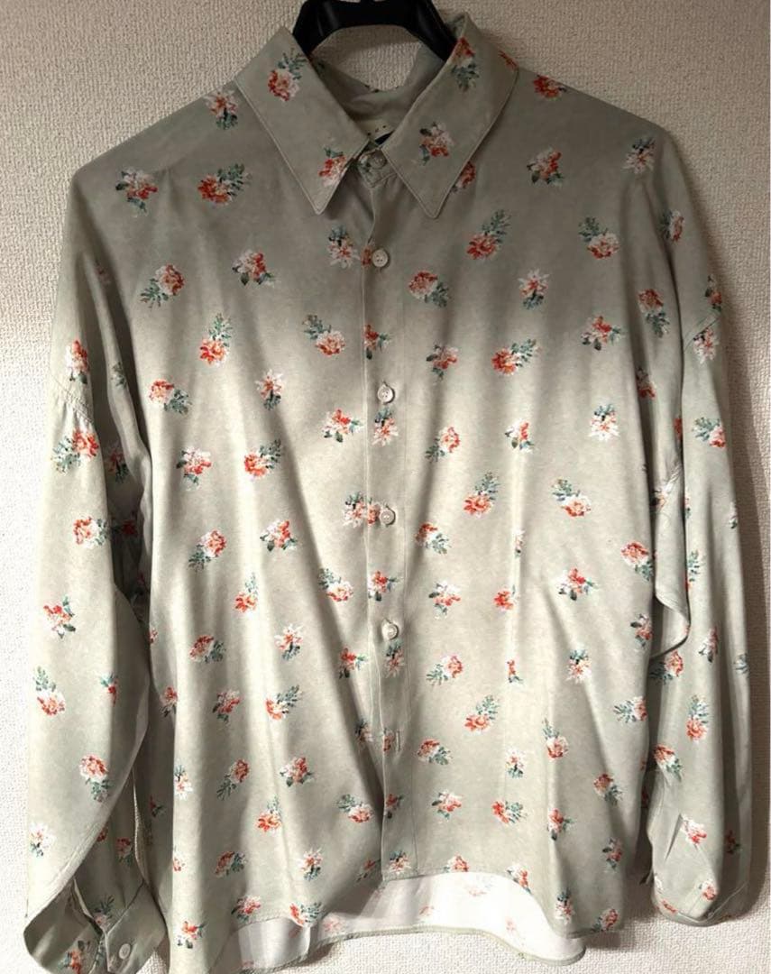 トップス Jieda Flower oversize shirt