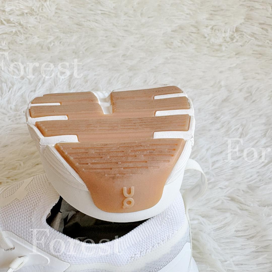 ★YA-SU★　Cloud 6 Versa size28.5　On