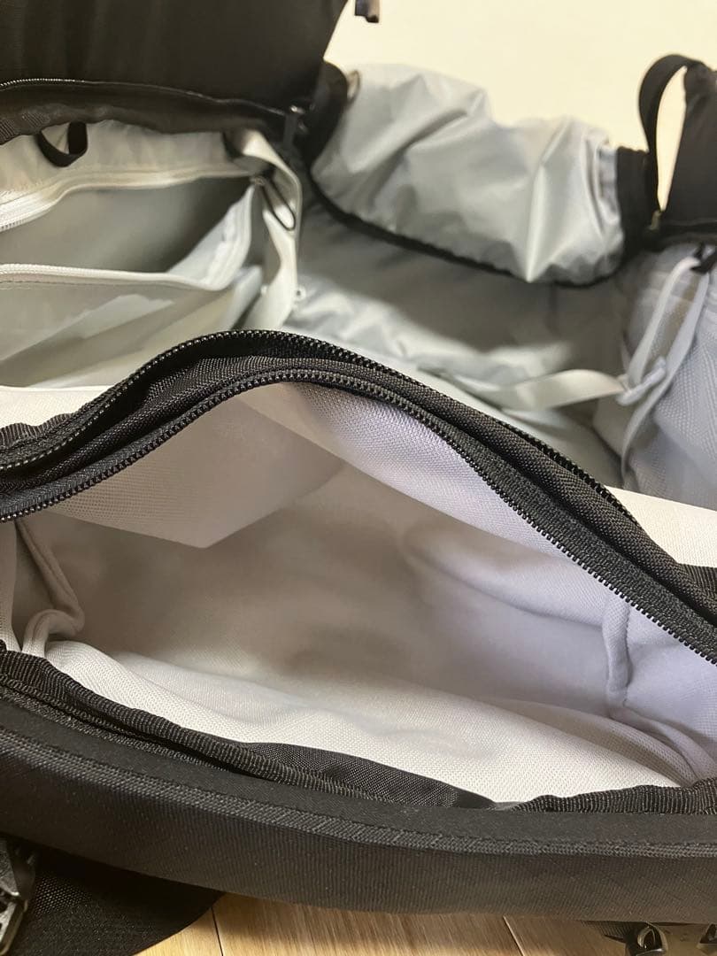 [美品]OSPREY SOJOURN PORTER 46ブラック　オスプレー