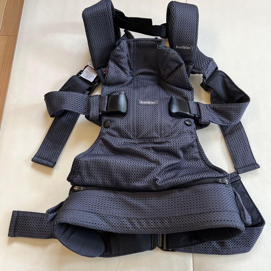 【極美品】ベビービョルン 抱っこ紐 ONE KAI Air メッシュ ブラック