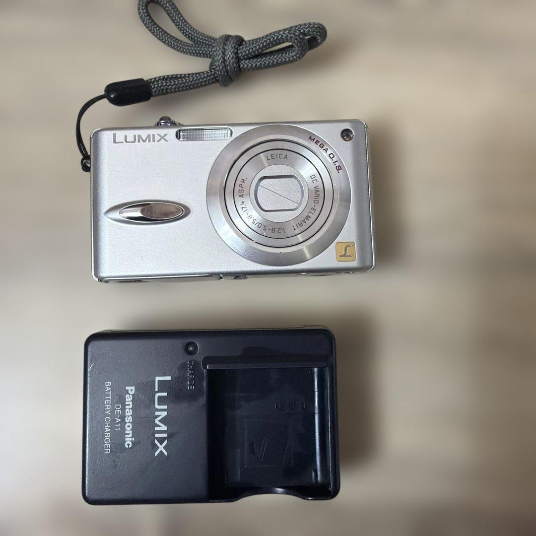 LUMIX DMC-FX8 コンパクトデジタルカメラ