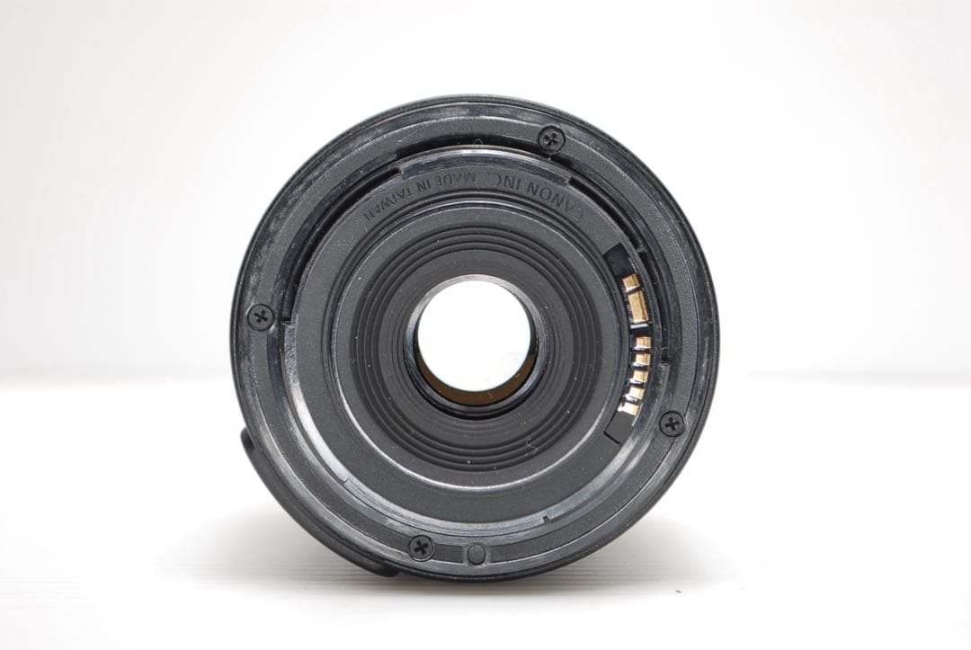 ✨Canon kiss X8i✨キャノン タッチ操作で扱いやすい 美品