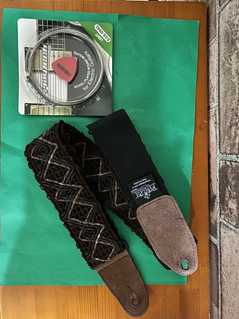 唯一無二‼︎スクワイヤー　ストラトキャスター　エレキギター