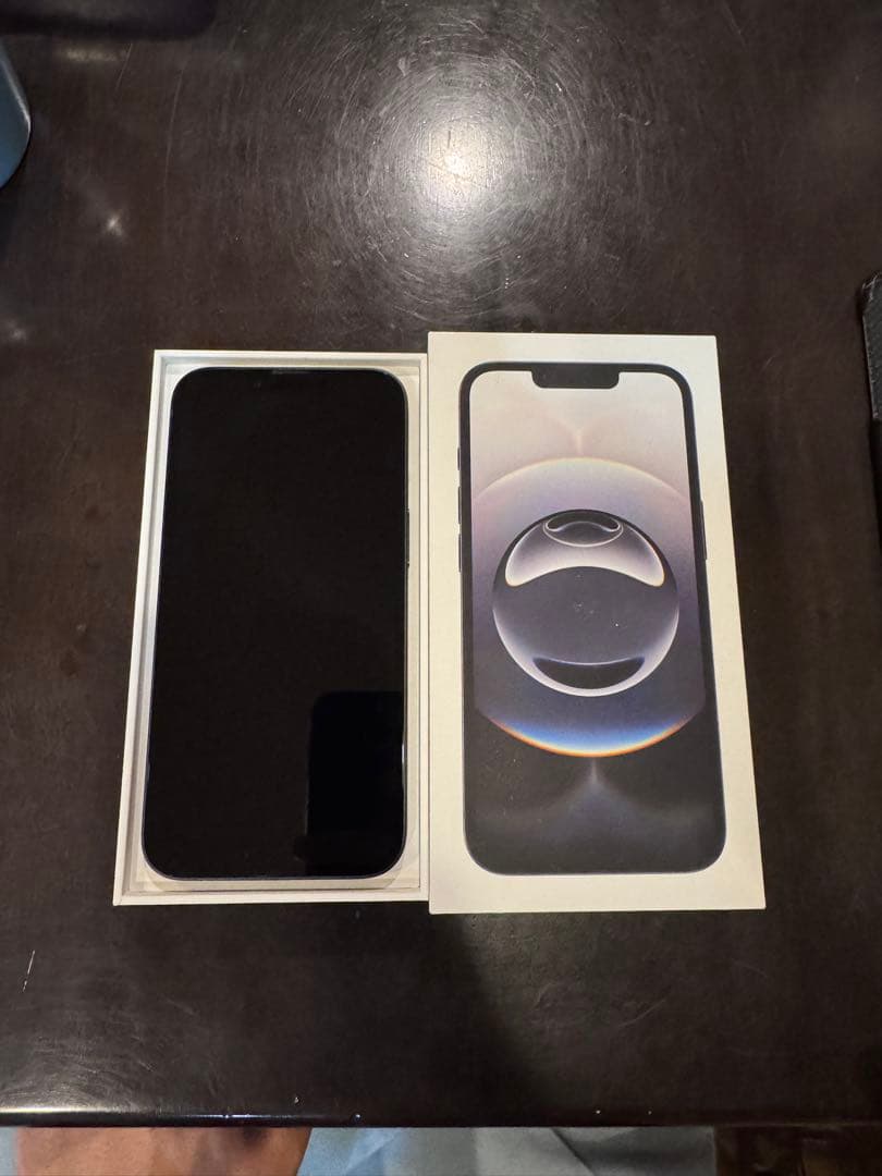 【新品】iPhone16e 128gb 新品 開通のみ 充放電回数0回 国内版